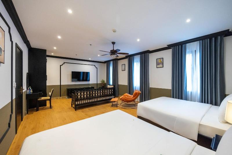 Sunset Bay Retreat Hotel image