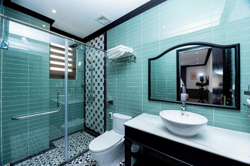 Sunset Bay Retreat Hotel image