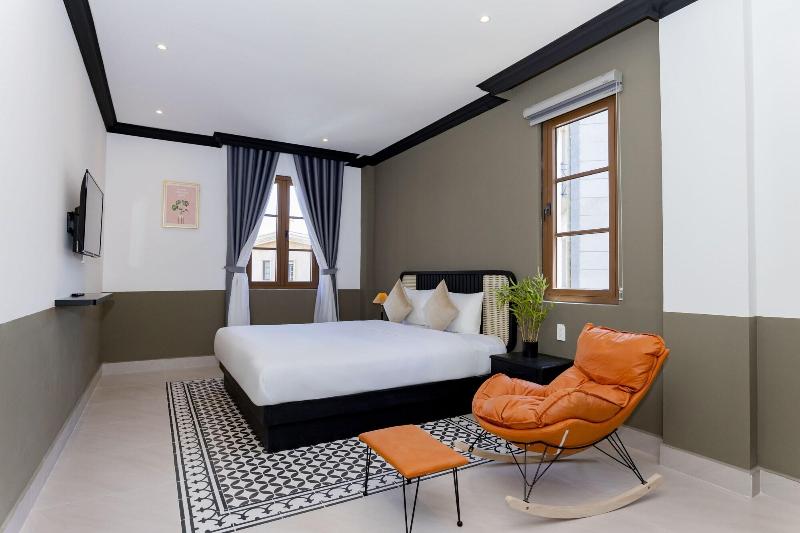 Sunset Bay Retreat Hotel image