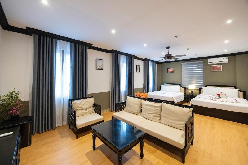 Sunset Bay Retreat Hotel image