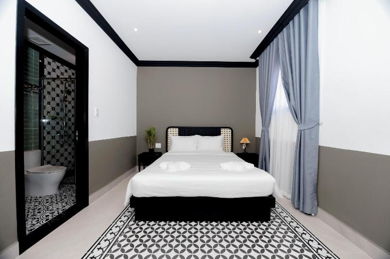 Sunset Bay Retreat Hotel image