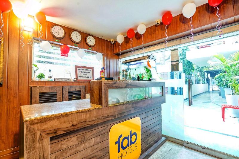 Fabhotel Chalet City image