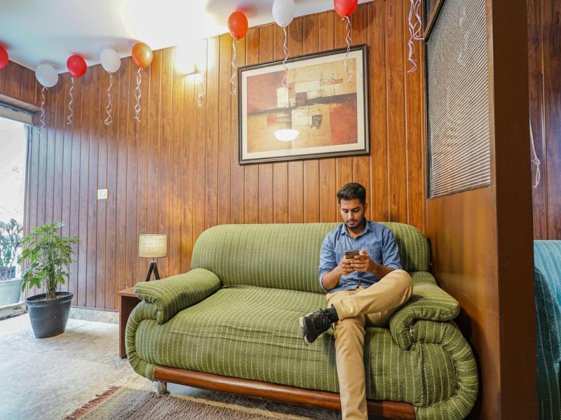 Fabhotel Chalet City image