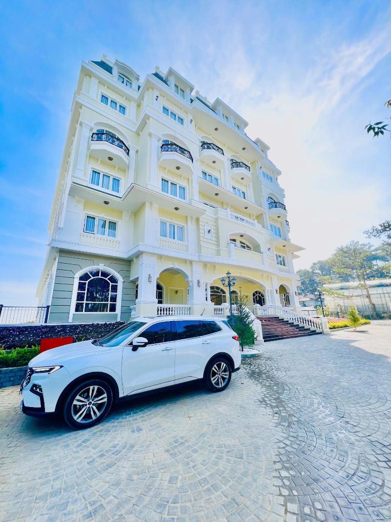 Calyssa Hotels Village image