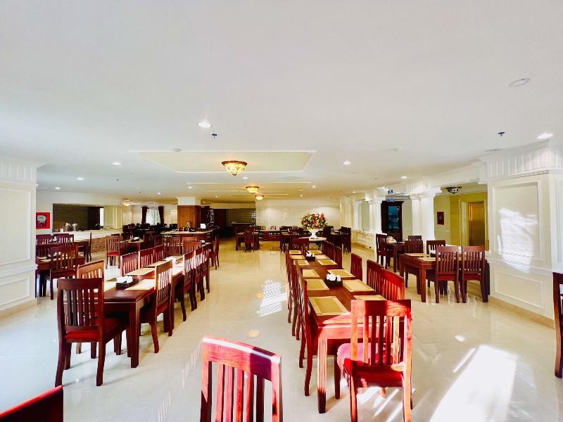 Calyssa Hotels Village image