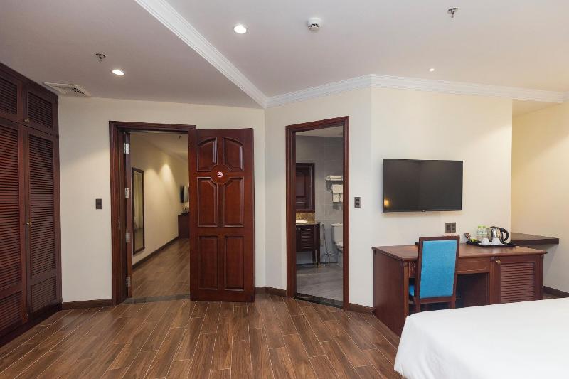Calyssa Hotels Village image