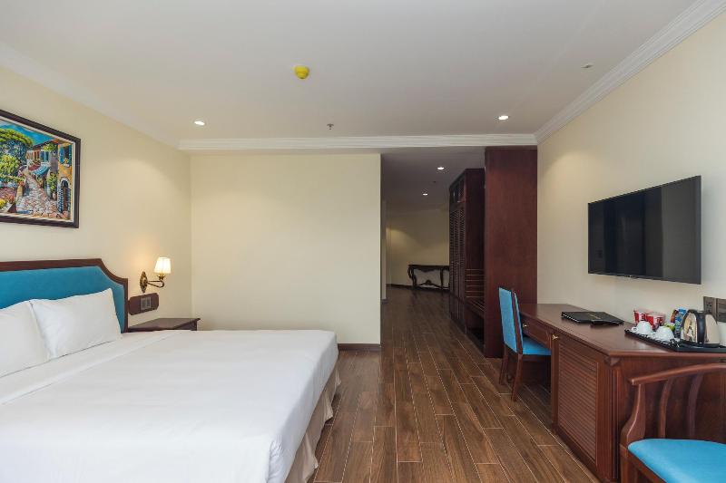 Calyssa Hotels Village image