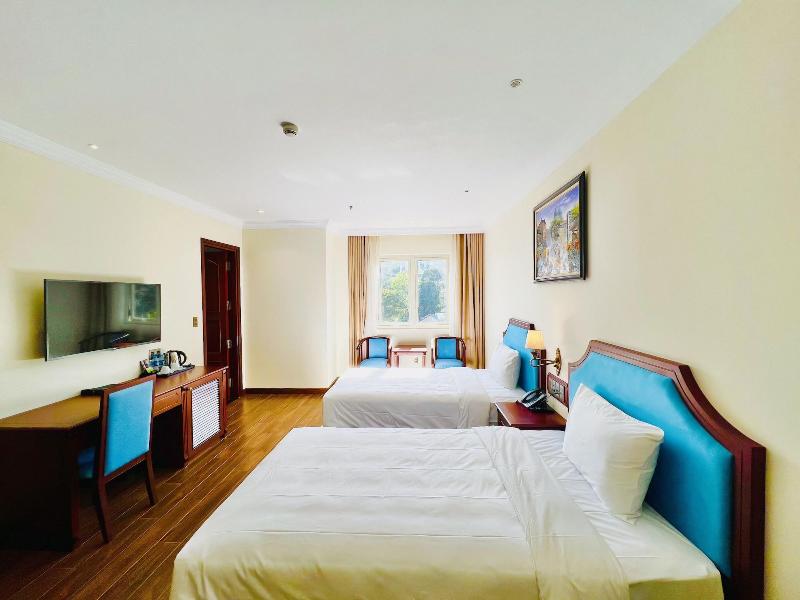 Calyssa Hotels Village image