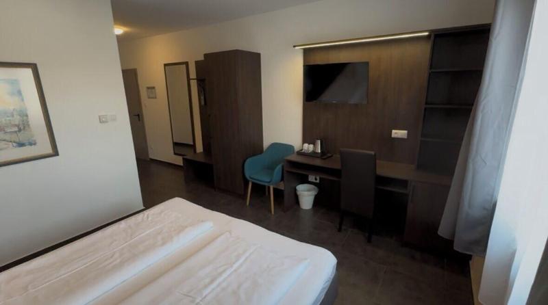 Hotel Ayhan image