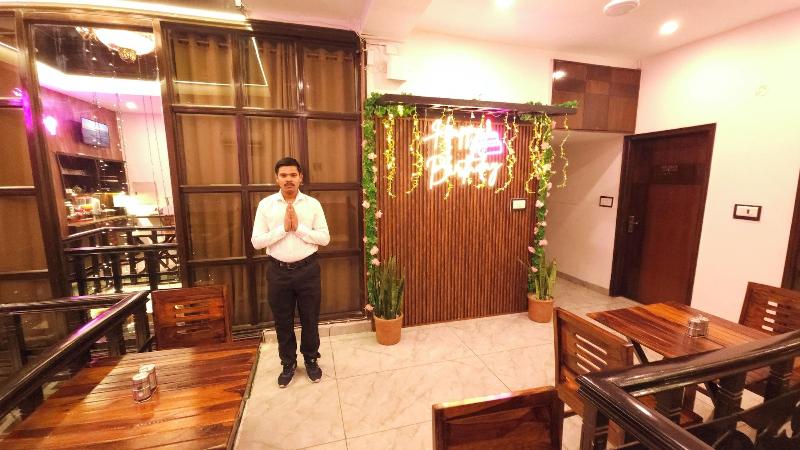 Hotel Multitech Premium image