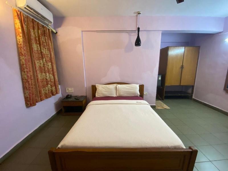 Falcon Resorts By Dia Hotels image