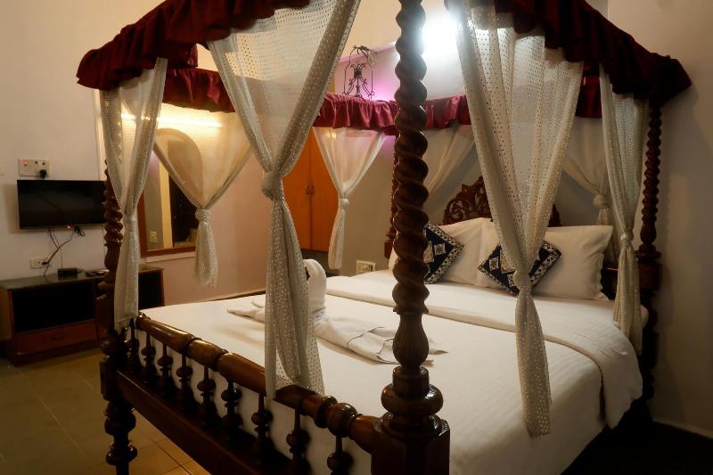 Falcon Resorts By Dia Hotels image