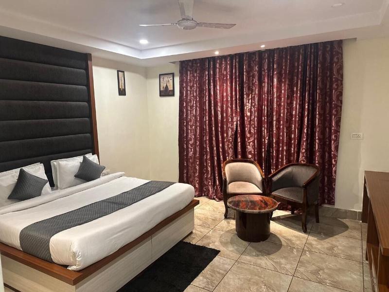 Hotel Fortune Ganga image
