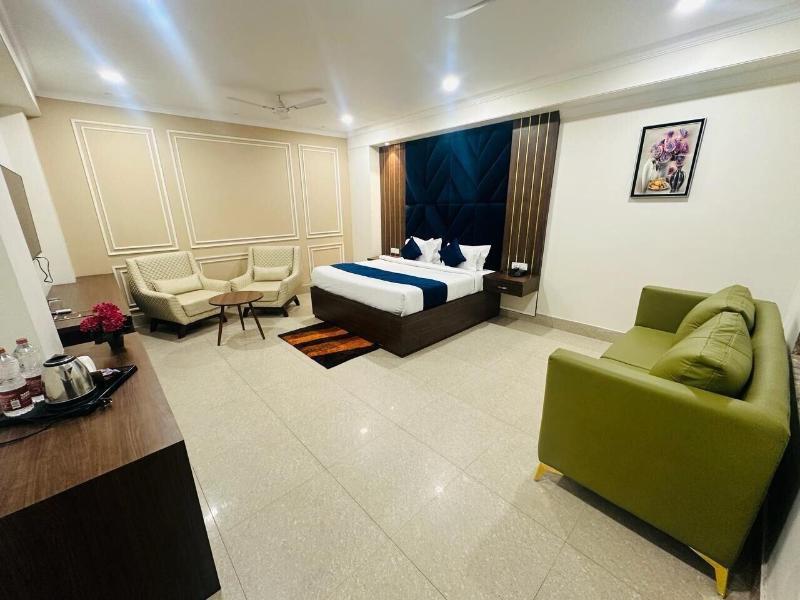 Hotel Fortune Ganga image