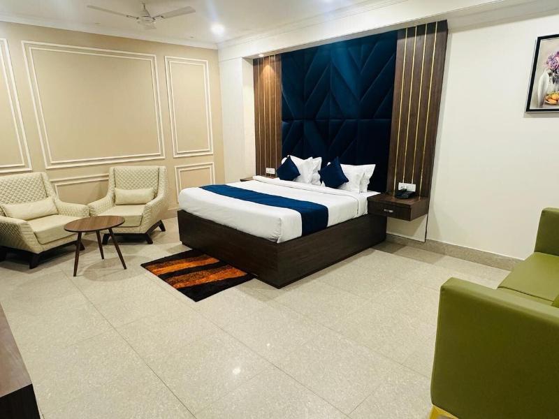 Hotel Fortune Ganga image