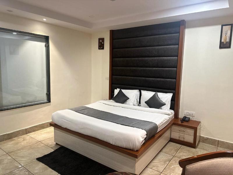 Hotel Fortune Ganga image