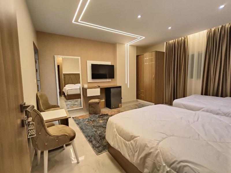 Discover Pyramids Inn image