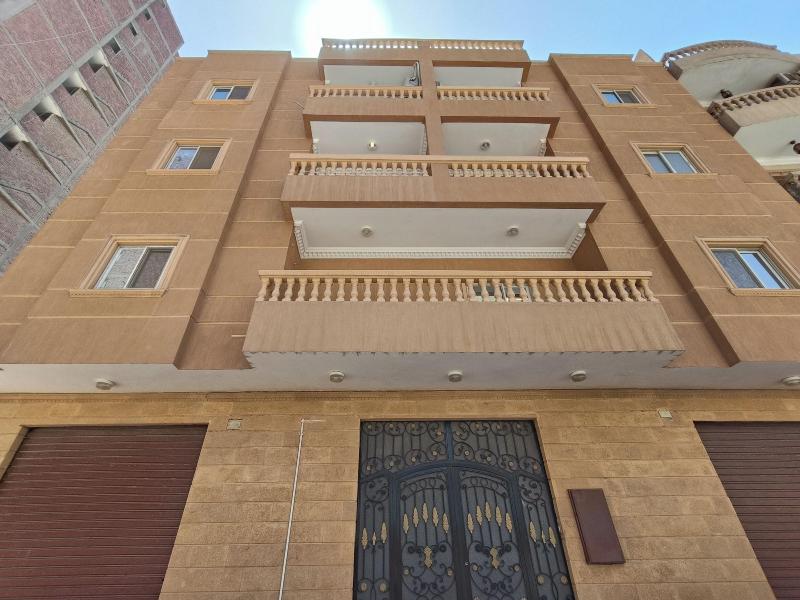 Discover Pyramids Inn image