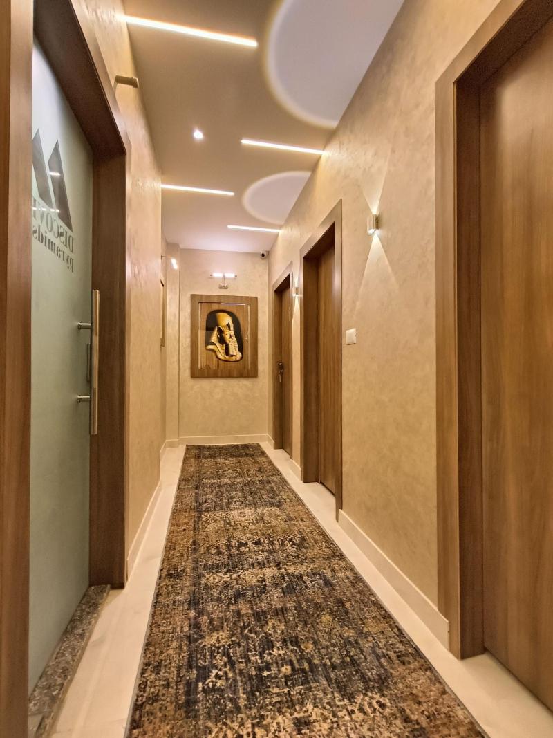 Discover Pyramids Inn image