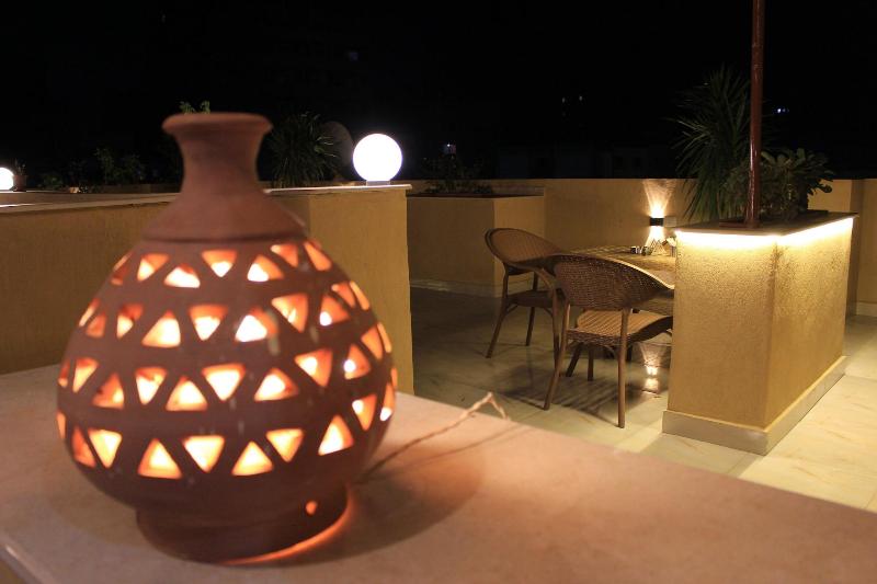 Discover Pyramids Inn image