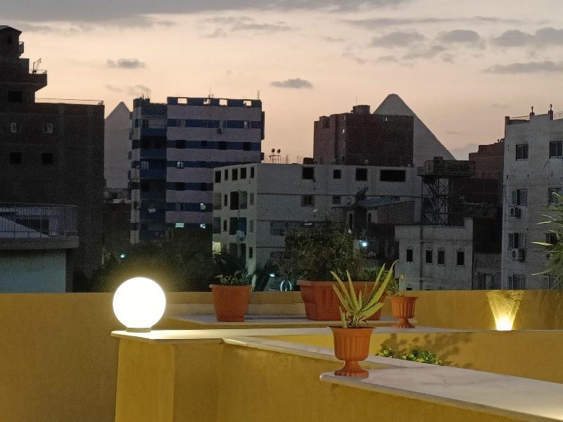 Discover Pyramids Inn image