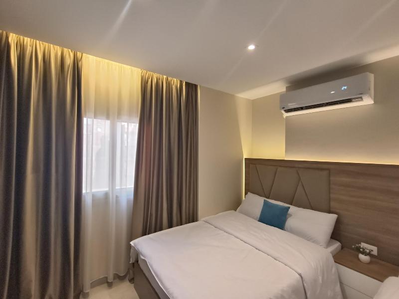 Discover Pyramids Inn image