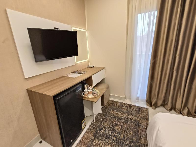 Discover Pyramids Inn image