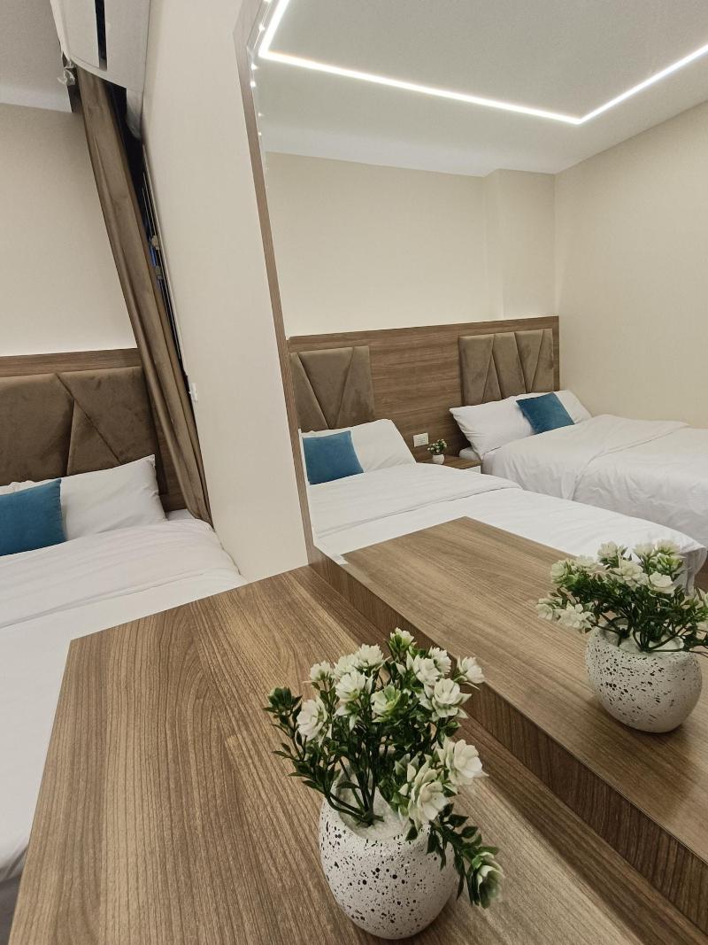 Discover Pyramids Inn image