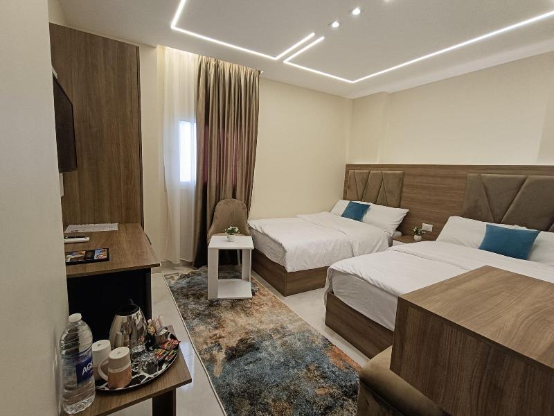 Discover Pyramids Inn image