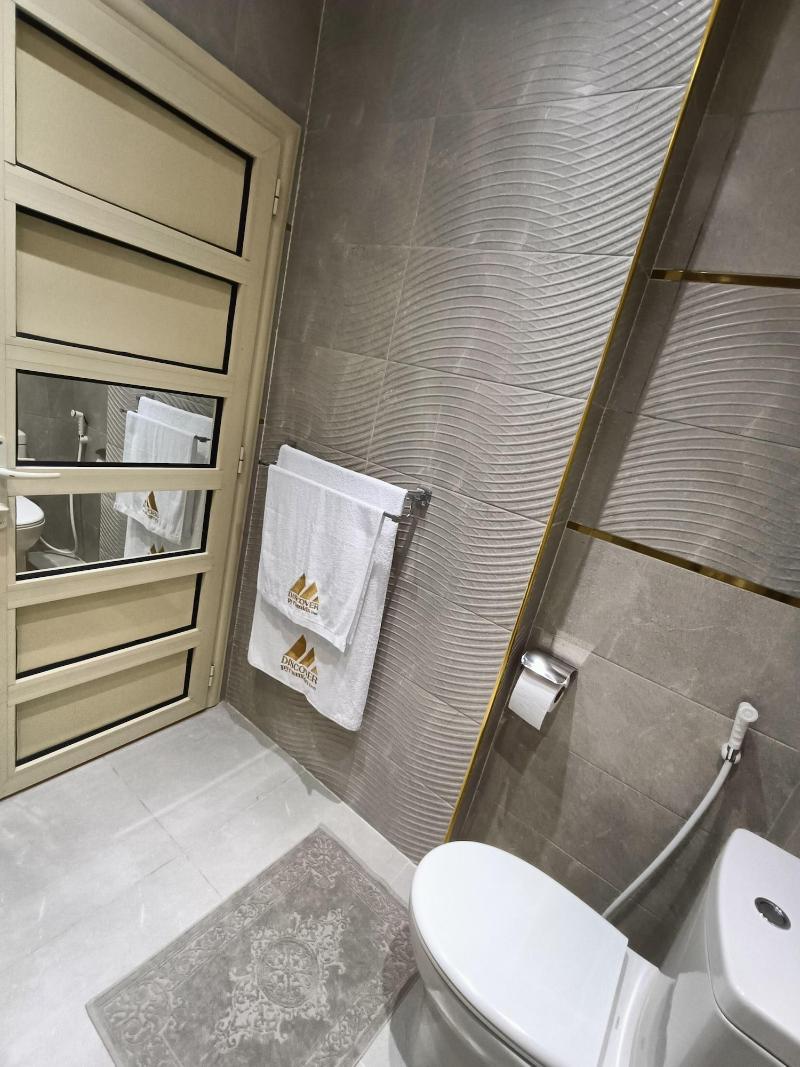 Discover Pyramids Inn image
