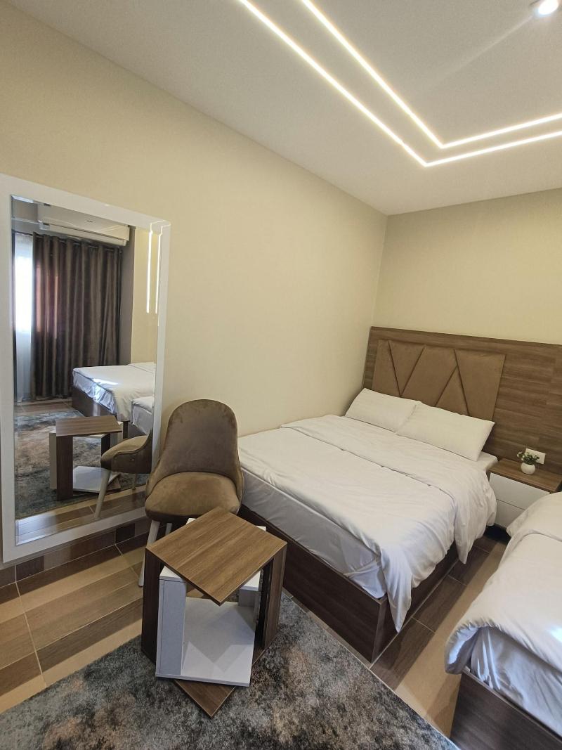 Discover Pyramids Inn image