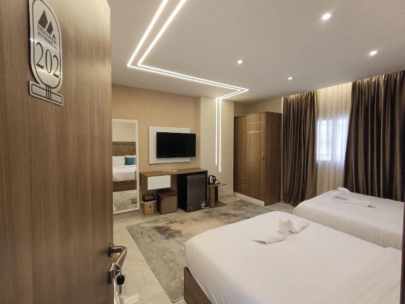 Discover Pyramids Inn image