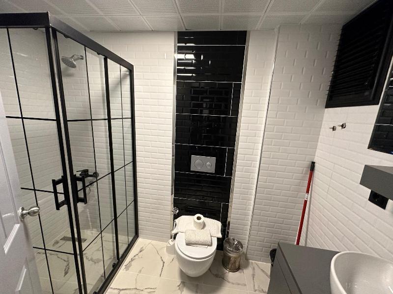 The U Homes image