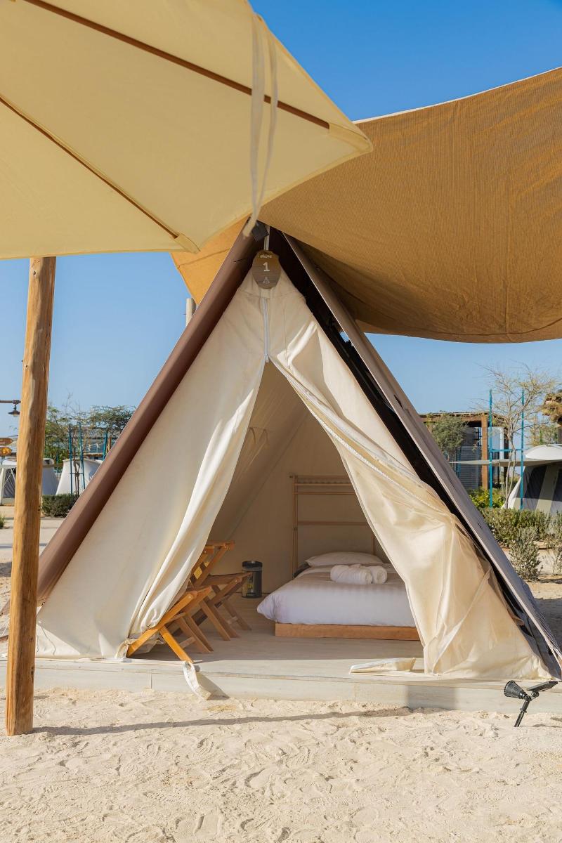 Bab Al Nojoum Hudayriyat Camp image