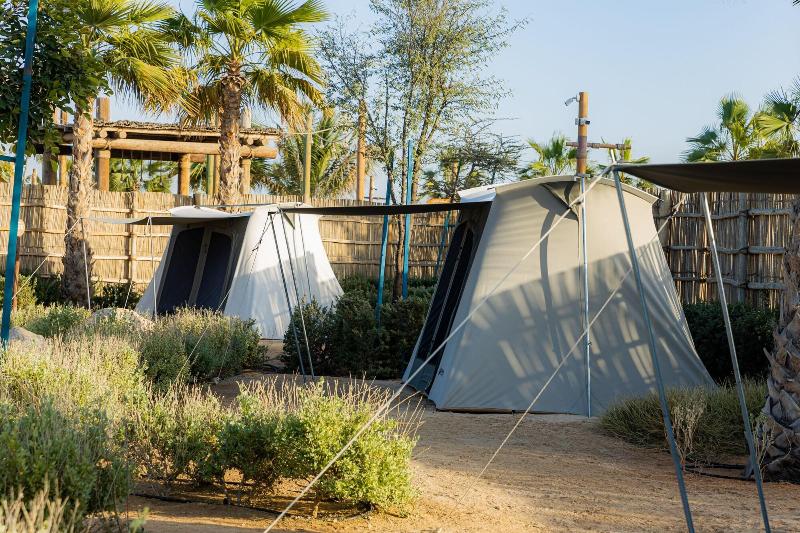 Bab Al Nojoum Hudayriyat Camp image