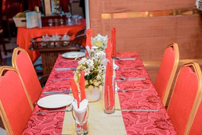 Alexander Hotel Tours