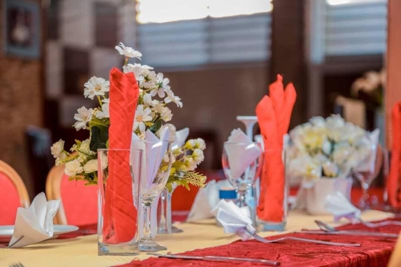 Alexander Hotel Tours