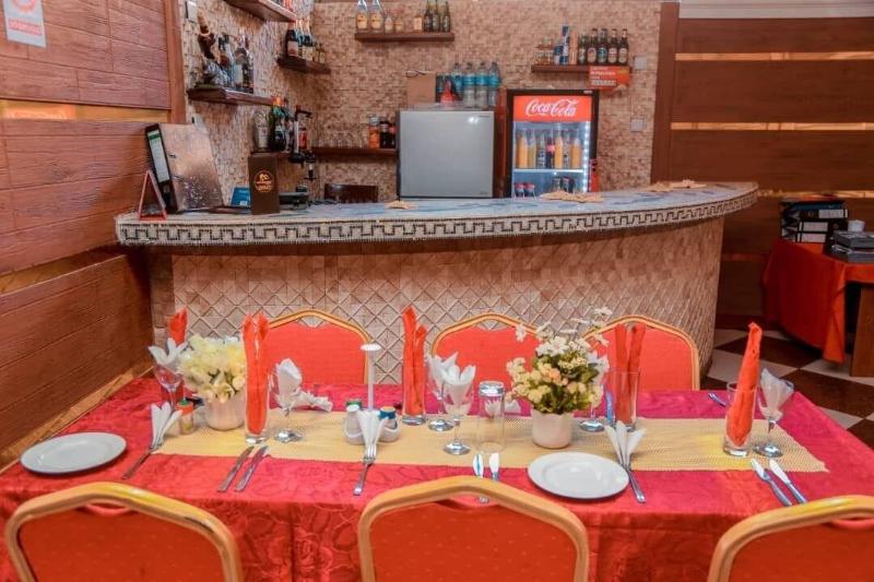 Alexander Hotel Tours
