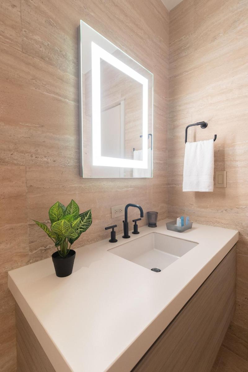 Eshel Suites Panama  image