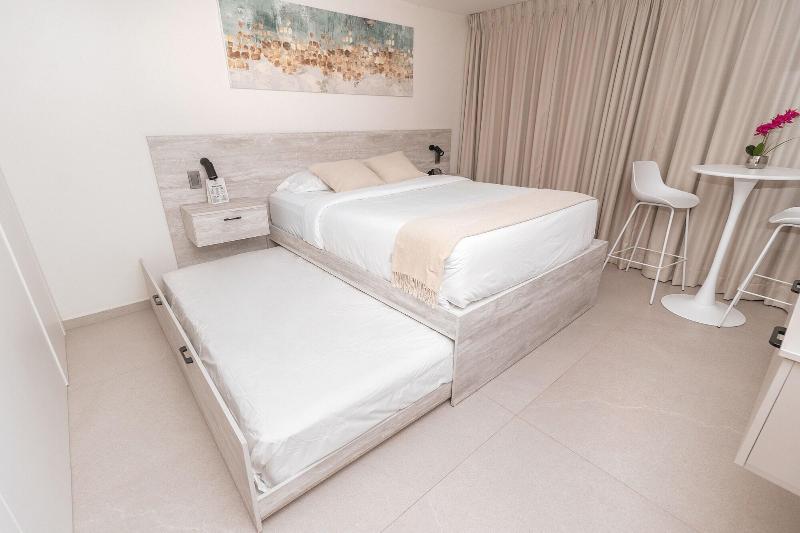Eshel Suites Panama  image