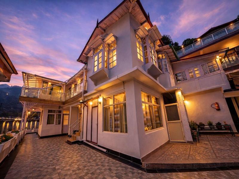 India Hotel