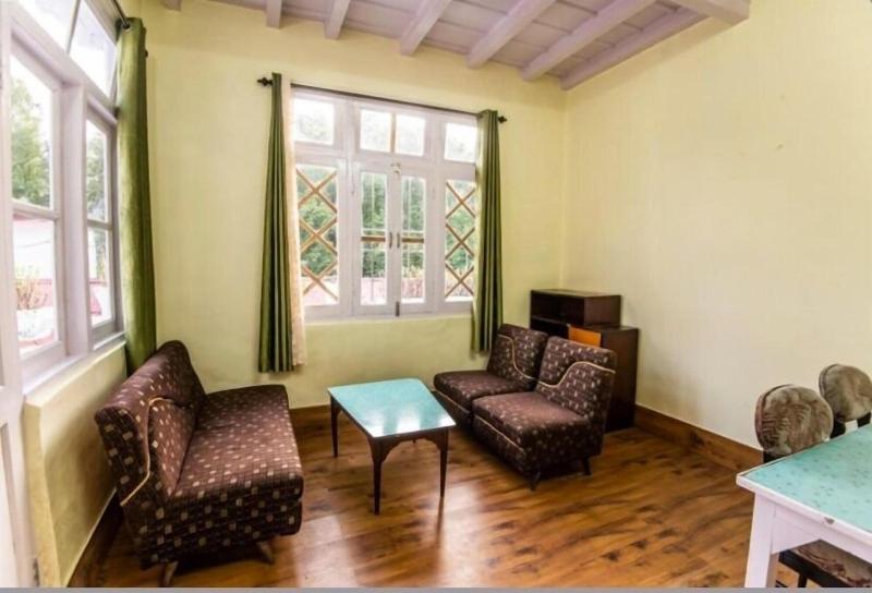 India Hotel image