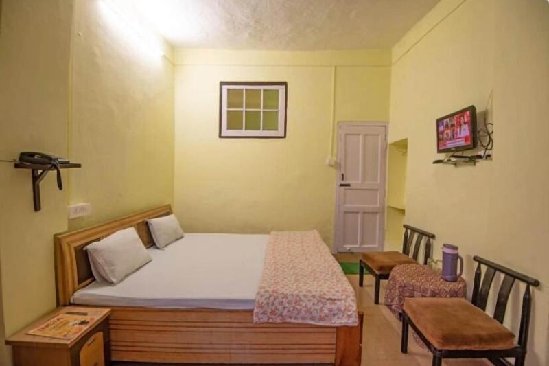 India Hotel image