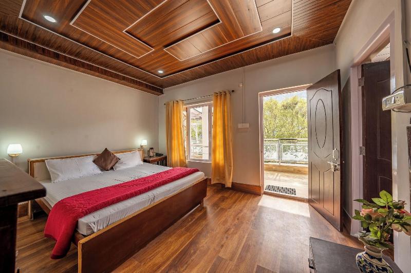 India Hotel image