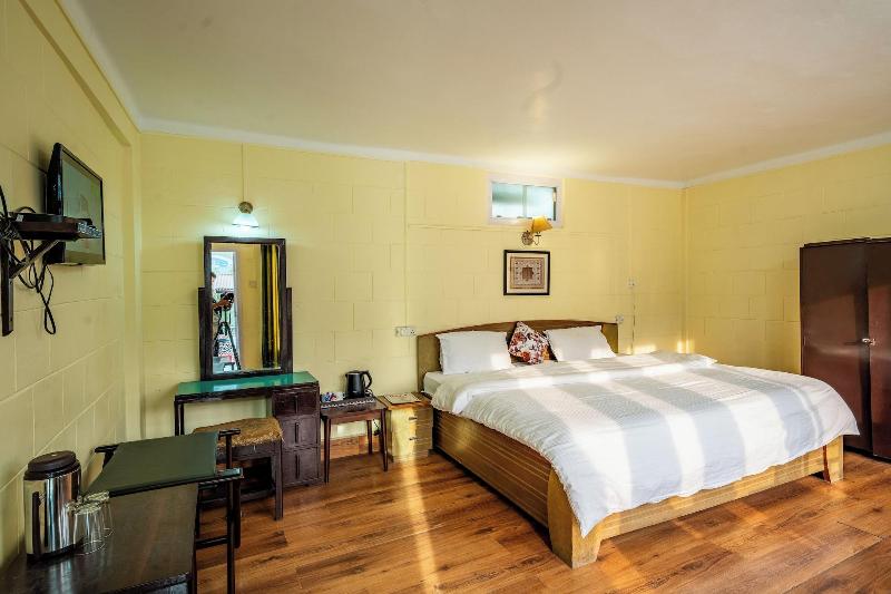 India Hotel image