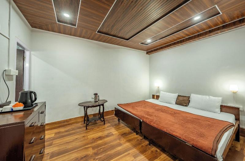 India Hotel image