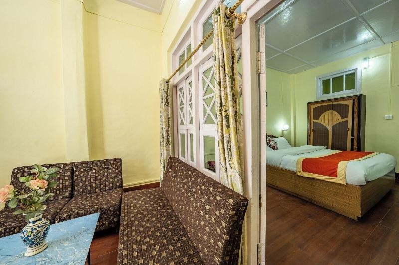 India Hotel image
