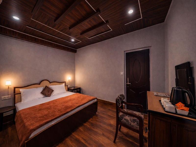 India Hotel — photo 136