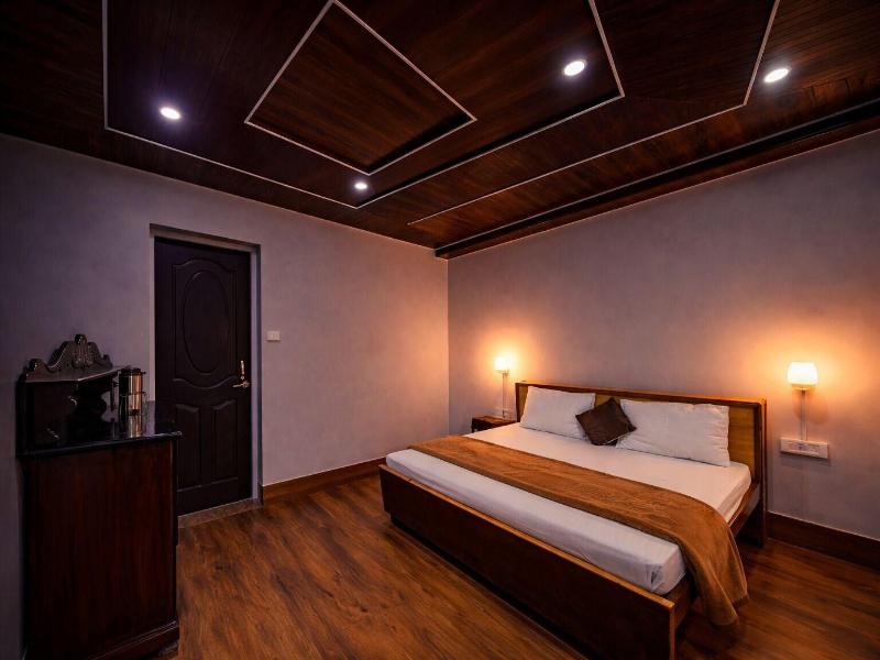 India Hotel — photo 148