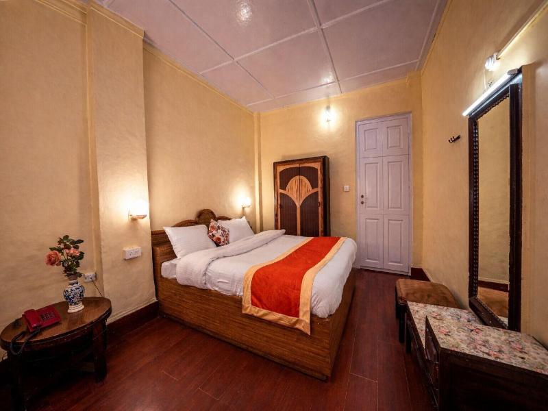 India Hotel — photo 110